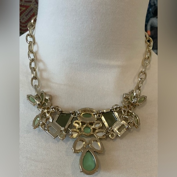 J CREW 18" Green Jeweled Necklace - Picture 3 of 4